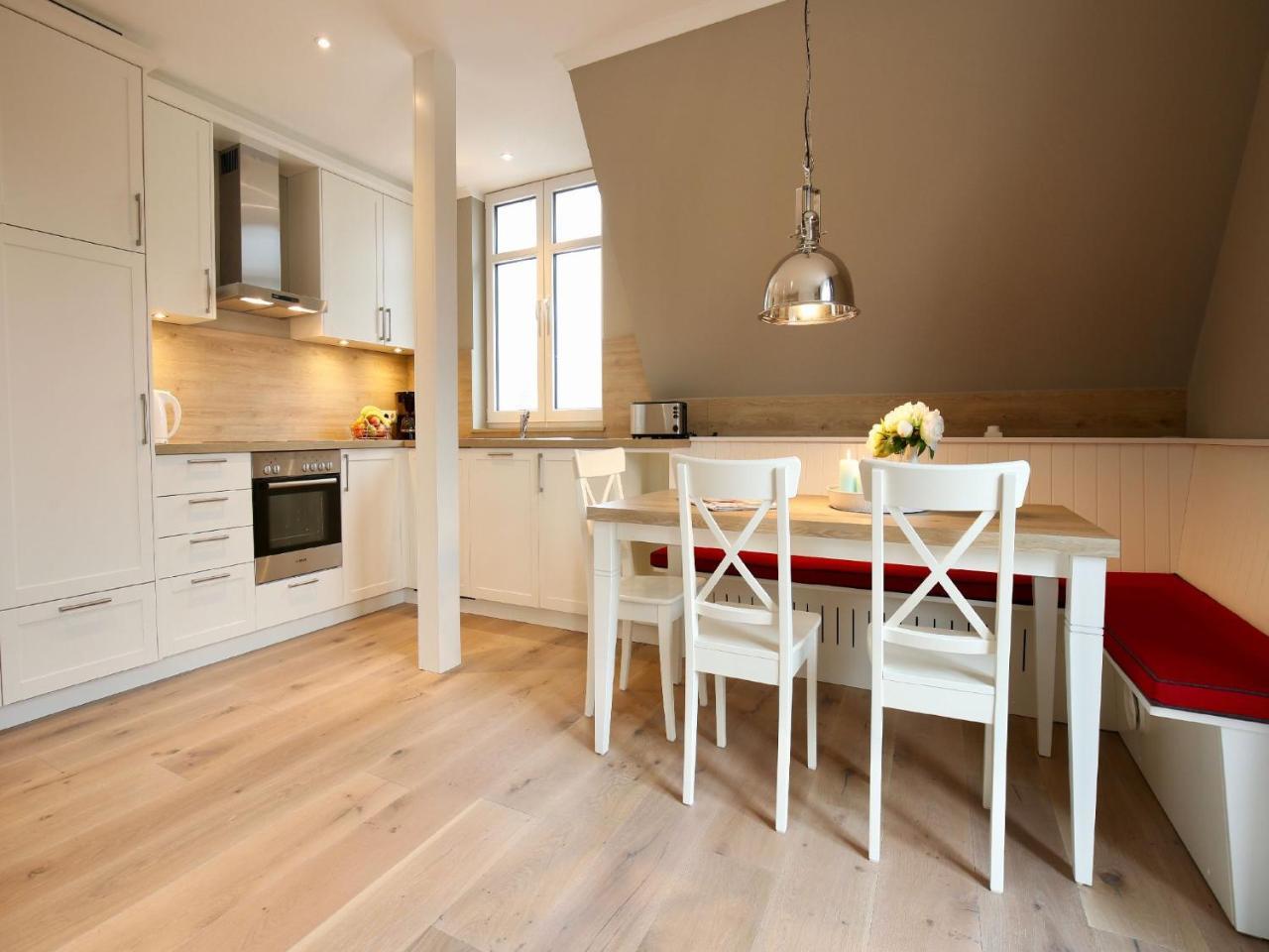 Charlotte 48 - Wunderschoene Ferienwohnung Mit Balkon Und Sauna Wangerooge Exterior photo