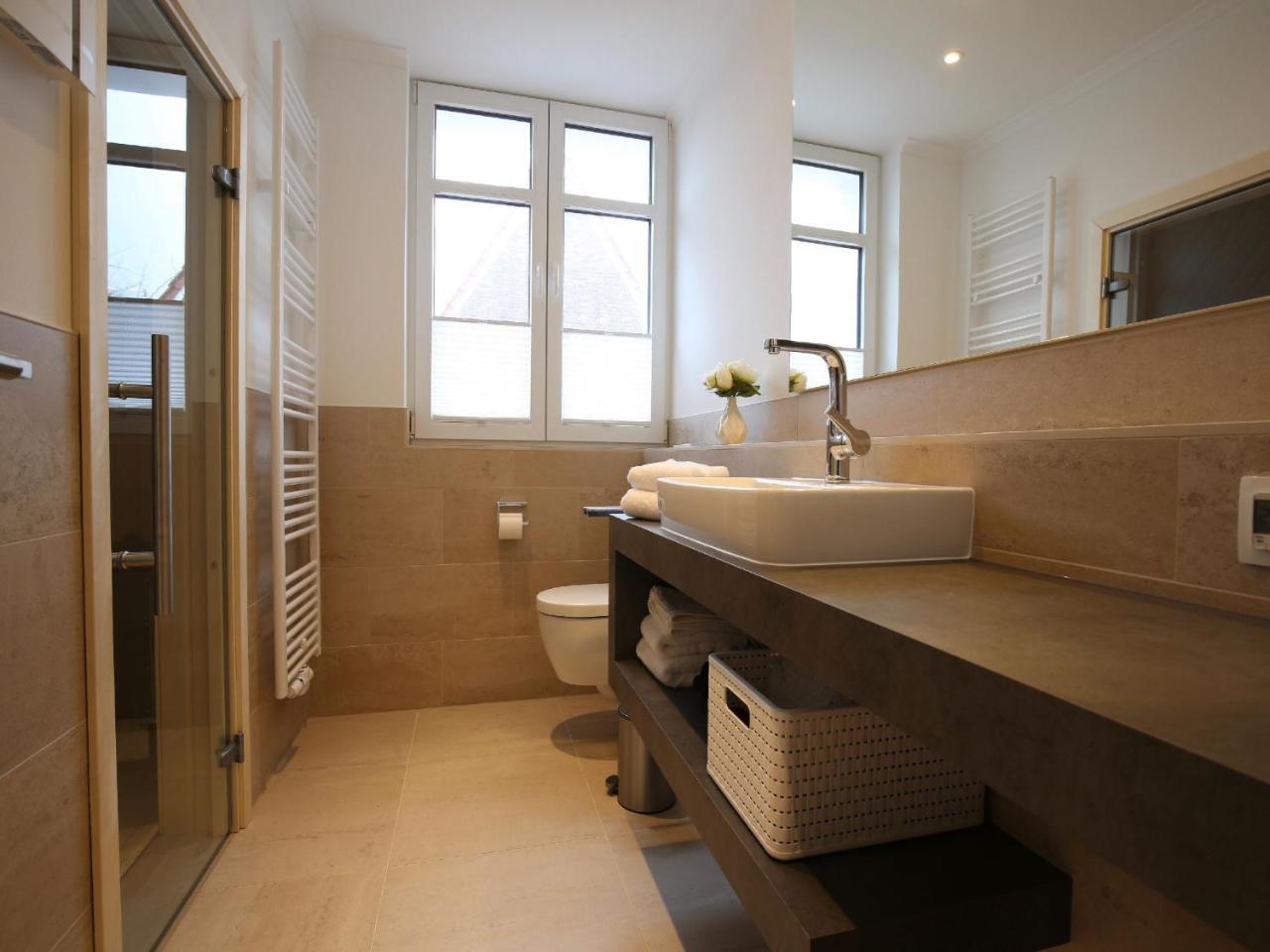 Charlotte 48 - Wunderschoene Ferienwohnung Mit Balkon Und Sauna Wangerooge Exterior photo
