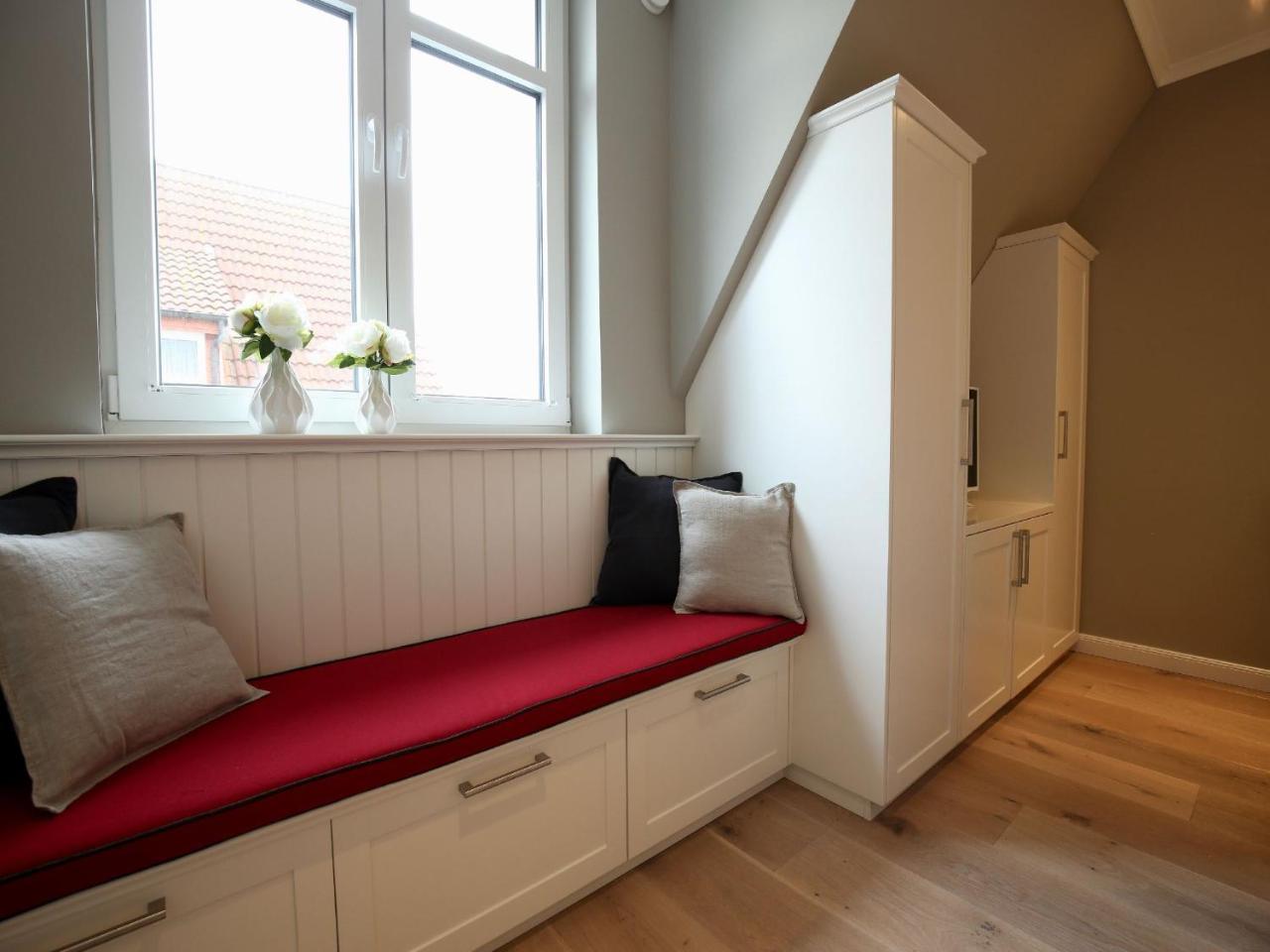 Charlotte 48 - Wunderschoene Ferienwohnung Mit Balkon Und Sauna Wangerooge Exterior photo