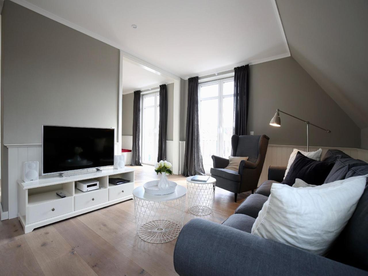 Charlotte 48 - Wunderschoene Ferienwohnung Mit Balkon Und Sauna Wangerooge Exterior photo