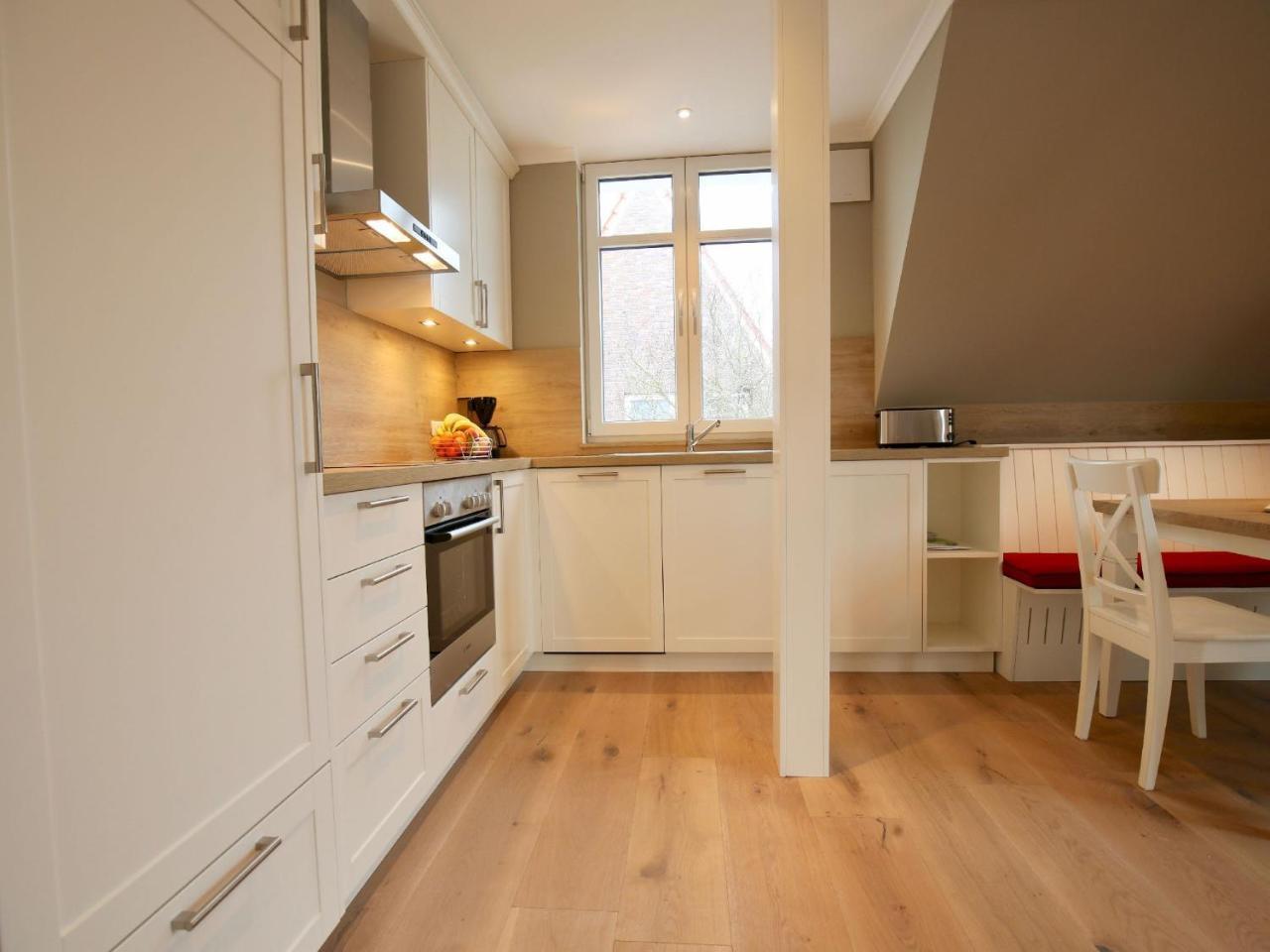 Charlotte 48 - Wunderschoene Ferienwohnung Mit Balkon Und Sauna Wangerooge Exterior photo